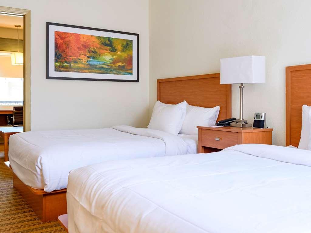 Comfort Suites Baton Rouge South I-10 Номер фото