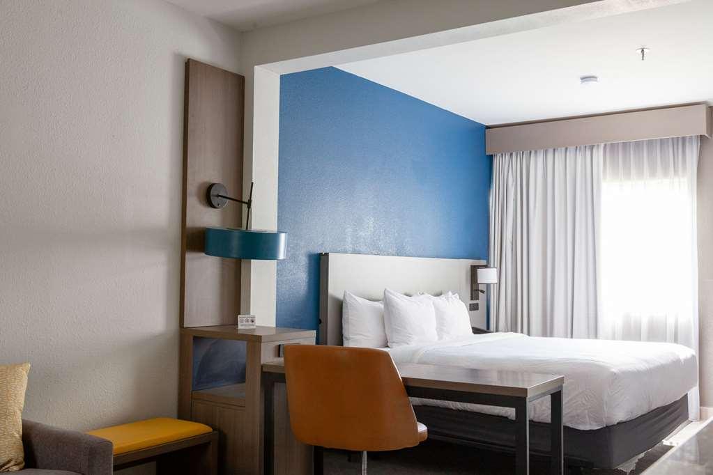 Comfort Suites Baton Rouge South I-10 Номер фото