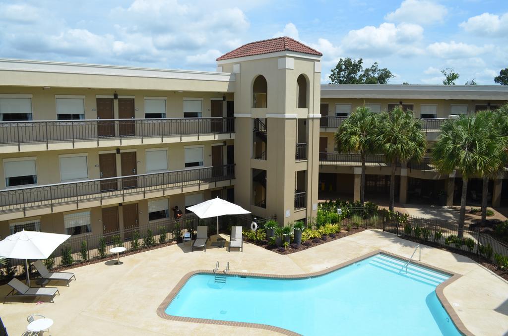 Comfort Suites Baton Rouge South I-10 Экстерьер фото